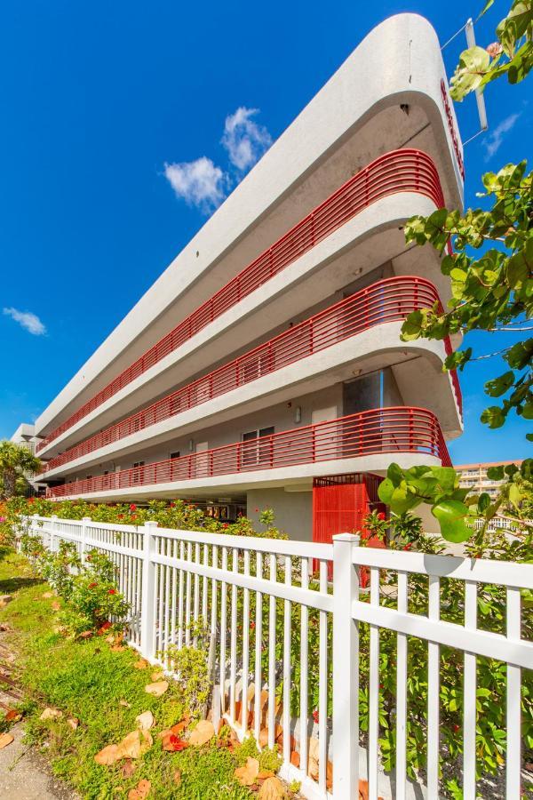 204 Crimson Condos St. Pete Beach Exterior photo